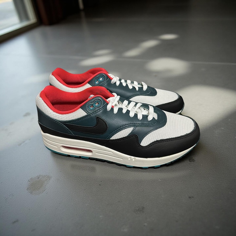 Nike Air Max 1 in Black, Red, Green and White LeBron James